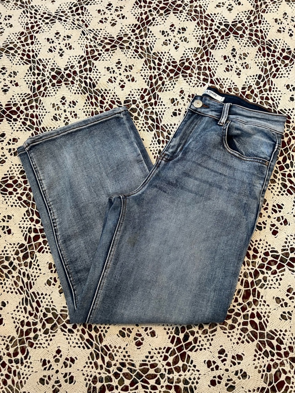 Classic Wide Legged Blue Denim Jeans